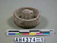 藏品(桌櫥腳墊)的圖片